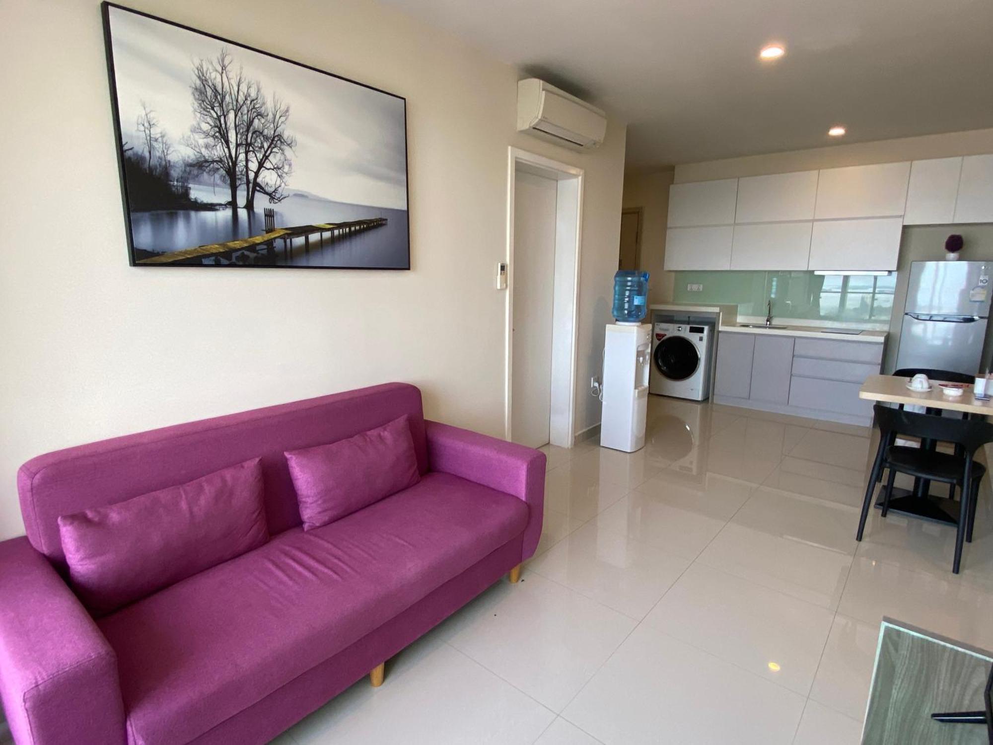 The Bridge Club Hotel Phnom-Penh Buitenkant foto