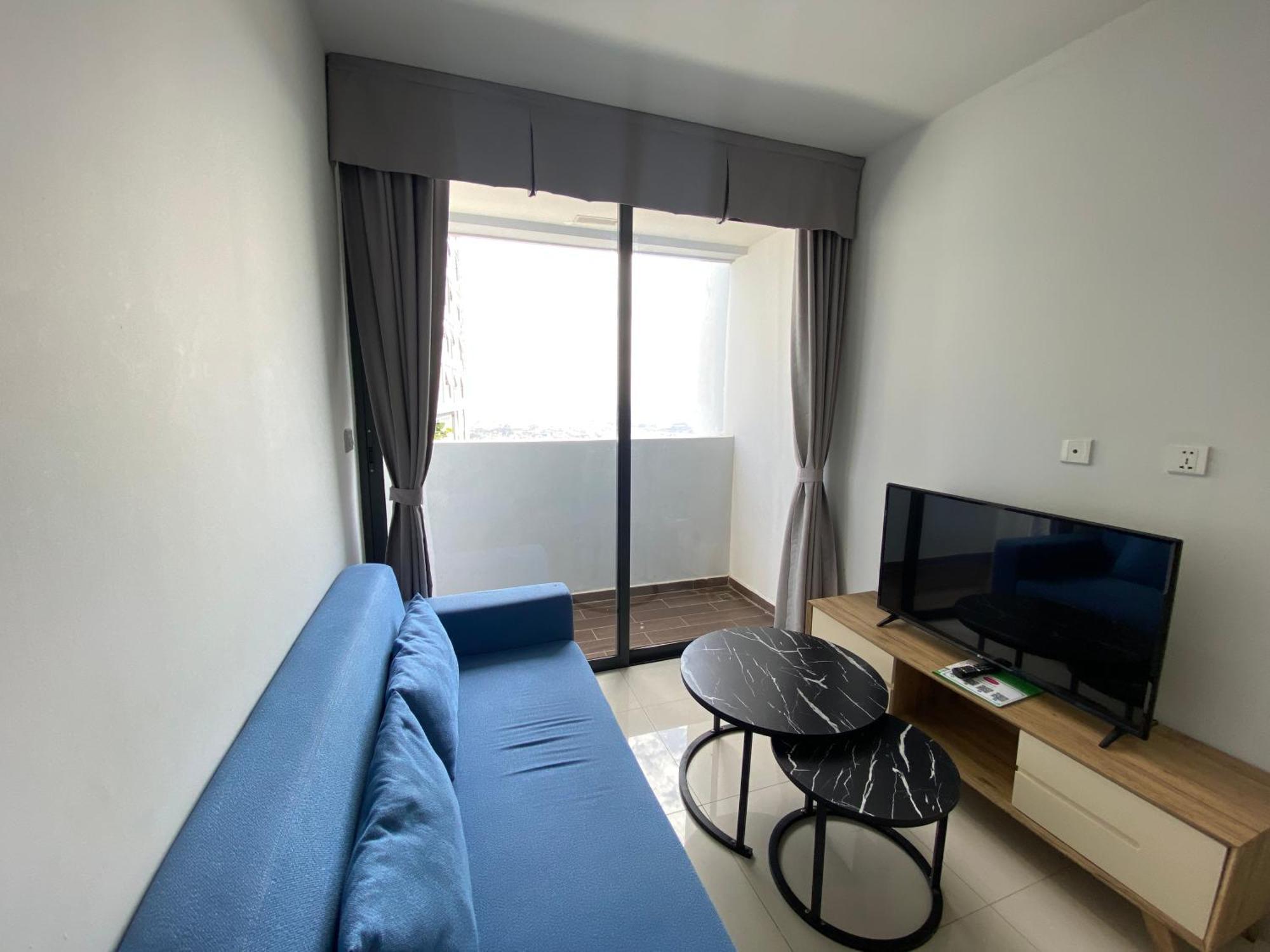 The Bridge Club Hotel Phnom-Penh Buitenkant foto